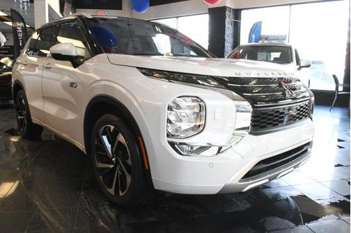 2025 Mitsubishi Outlander PHEV SEL Platinum Edition