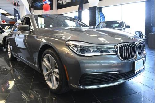 Arctic Gray Metallic 2019 BMW 750 i xDrive