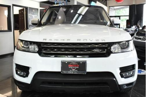 Fuji White 2017 Land Rover Range Rover Sport 3.0L Supercharged SE