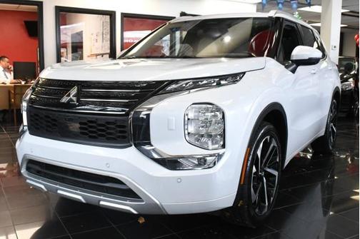 2024 Mitsubishi Outlander SEL