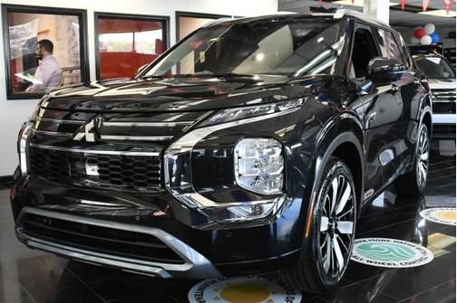 Black Diamond 2026 Mitsubishi Outlander SEL