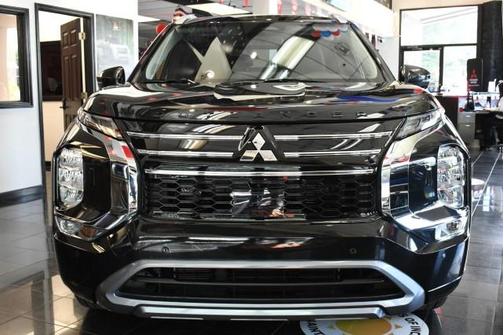 Black Diamond 2026 Mitsubishi Outlander SEL
