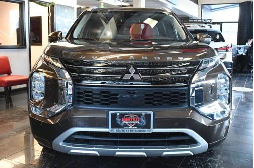 2023 Mitsubishi Outlander PHEV SEL