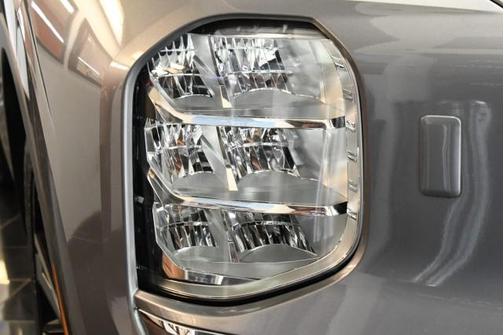 Mercury Gray Metallic 2022 Mitsubishi Outlander SE