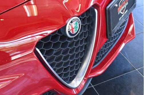 Rosso 2022 Alfa Romeo Giulia Ti