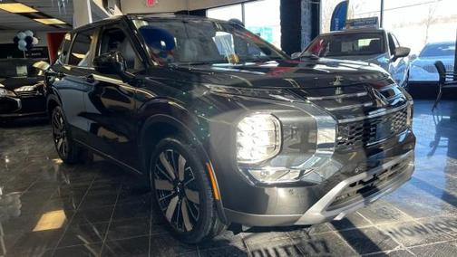 2026 Mitsubishi Outlander SE