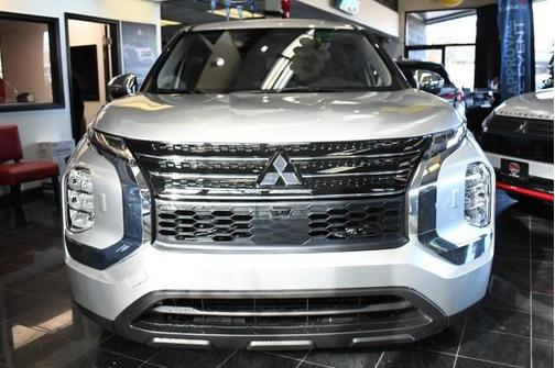 2025 Mitsubishi Outlander ES Fleet