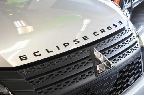 Alloy Silver Metallic 2026 Mitsubishi Eclipse Cross LE