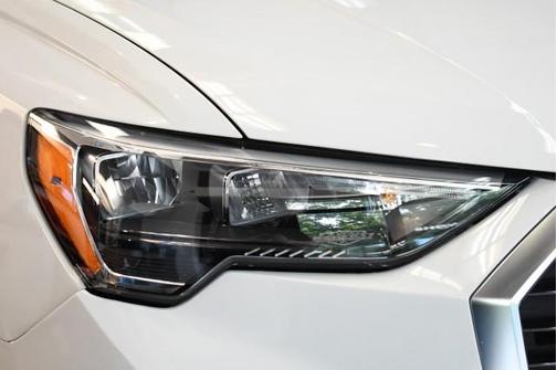 2022 Audi Q3 45 S line Premium