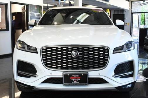 Fuji White 2022 Jaguar F-PACE P250 S