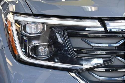 Pure Gray 2024 Volkswagen Atlas Cross Sport 2.0T SEL R-Line