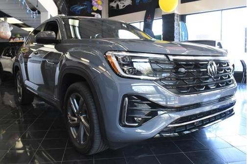 Pure Gray 2024 Volkswagen Atlas Cross Sport 2.0T SEL R-Line