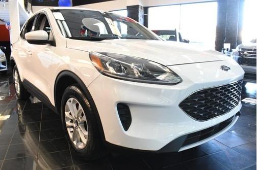 2020 Ford Escape SE