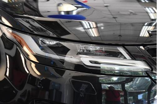 2022 Land Rover Range Rover Evoque R-Dynamic SE