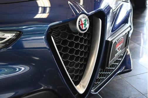 2019 Alfa Romeo Stelvio Ti