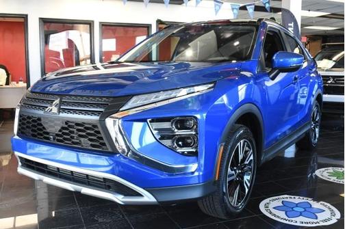 Lightning Blue Metallic 2026 Mitsubishi Eclipse Cross SE