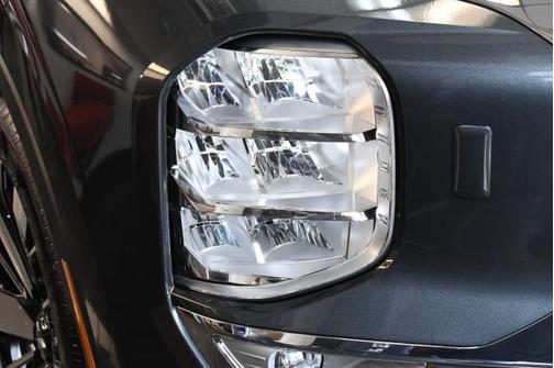 Graphite Gray 2025 Mitsubishi Outlander SE