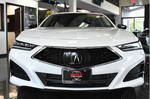 Platinum White Pearl 2023 Acura TLX Technology