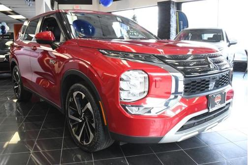 2023 Mitsubishi Outlander PHEV SE