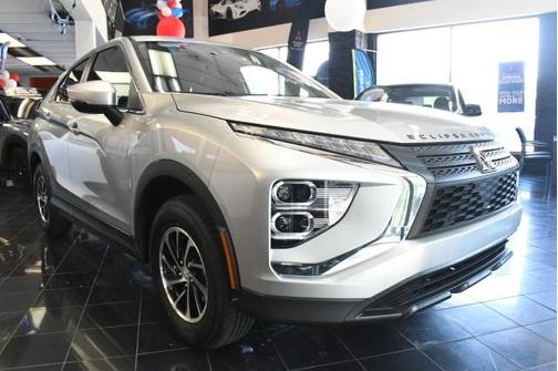 Alloy Silver Metallic 2026 Mitsubishi Eclipse Cross ES