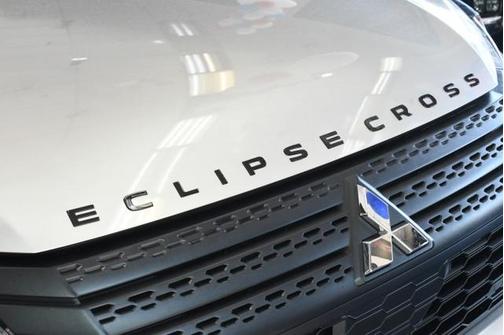 Alloy Silver Metallic 2026 Mitsubishi Eclipse Cross ES