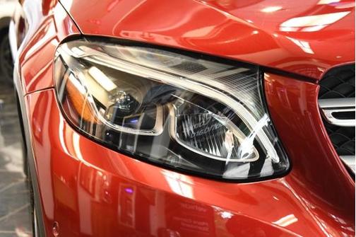 designo Cardinal Red Metallic 2018 Mercedes-Benz GLC 300 Base 4MATIC