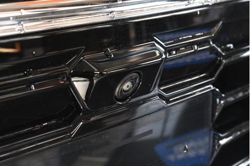 White Diamond 2026 Mitsubishi Outlander SEL