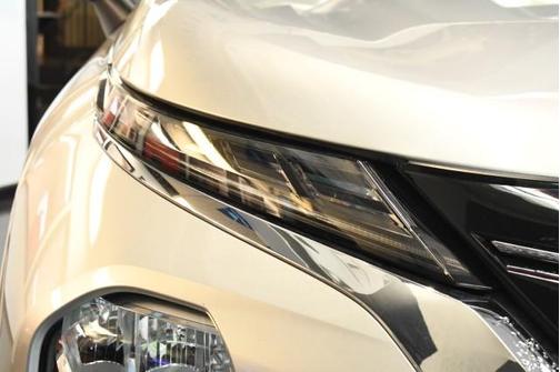 Alloy Silver Metallic 2024 Mitsubishi Outlander SE