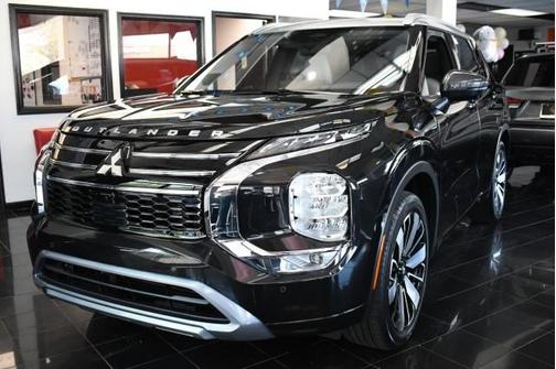 2025 Mitsubishi Outlander Platinum Edition