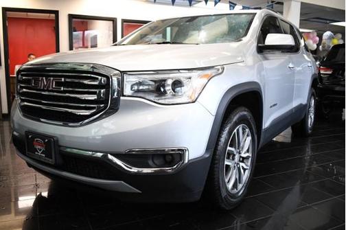 2017 GMC Acadia SLE-2