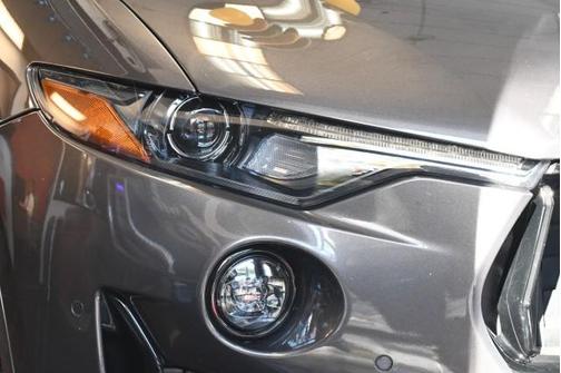 2022 Maserati Levante Modena