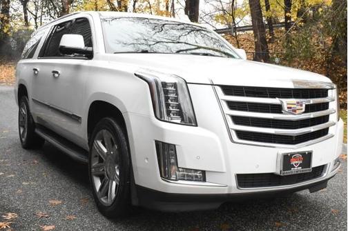 2017 Cadillac Escalade ESV Premium Luxury
