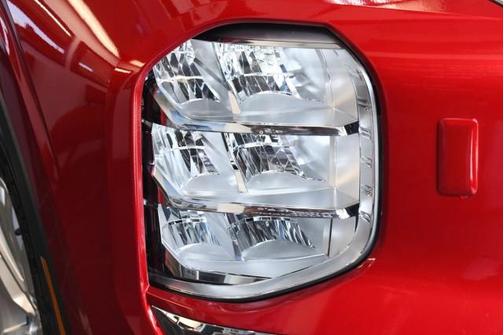 Diamond Red 2026 Mitsubishi Outlander ES