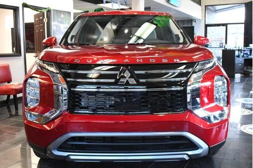 2026 Mitsubishi Outlander SE