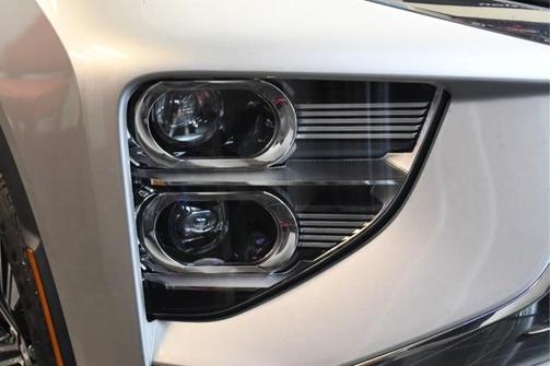 Alloy Silver Metallic 2022 Mitsubishi Eclipse Cross SEL Special Edition