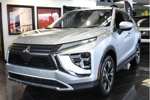 Alloy Silver Metallic 2022 Mitsubishi Eclipse Cross SEL Special Edition