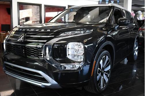 2025 Mitsubishi Outlander Platinum Edition
