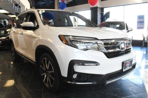 2022 Honda Pilot Touring 7-Passenger