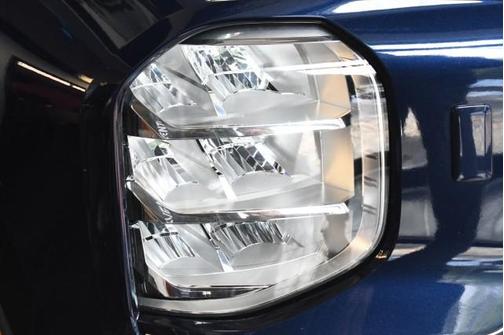 2023 Mitsubishi Outlander PHEV SE