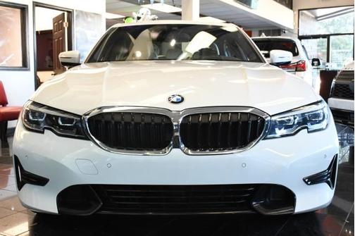 2020 BMW 330 i xDrive