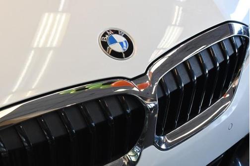 2020 BMW 330 i xDrive