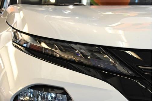 2027 Mitsubishi Outlander SEL