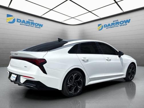 Snow White Pearl 2025 Kia K5 GT-Line