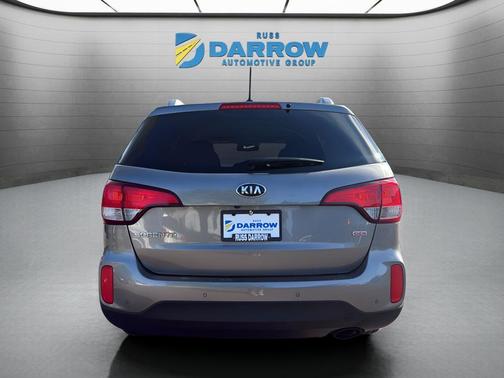 Titanium Silver 2015 Kia Sorento LX
