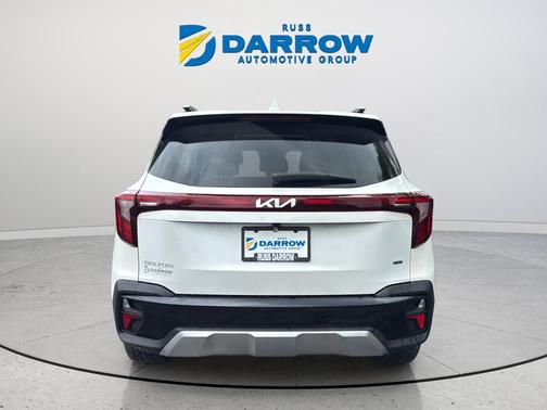 Snow White Pearl 2024 Kia Seltos SX