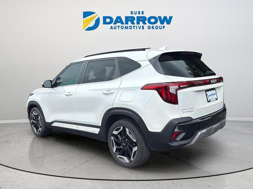Snow White Pearl 2024 Kia Seltos SX