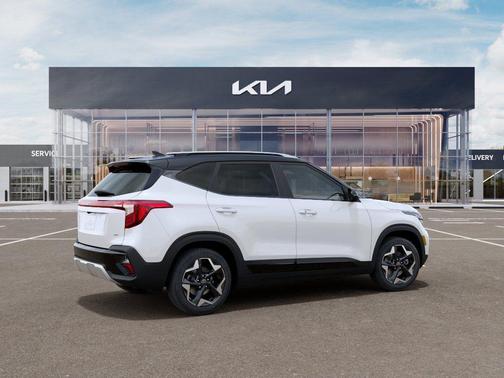 Clear White / Black Roof 2026 Kia Seltos S