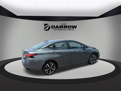 2022 Nissan Versa 1.6 SR