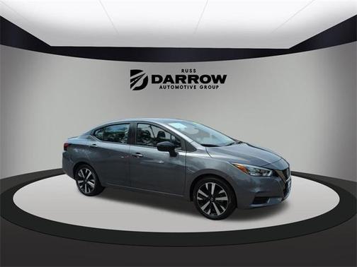 2022 Nissan Versa 1.6 SR
