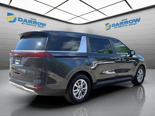 Metal 2023 Kia Carnival LX Seat Package